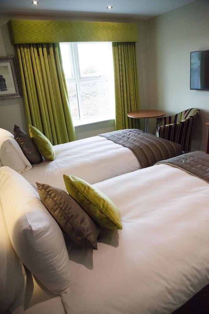 Magnolia Park Hotel, Golf & Country Club Boarstall エクステリア 写真