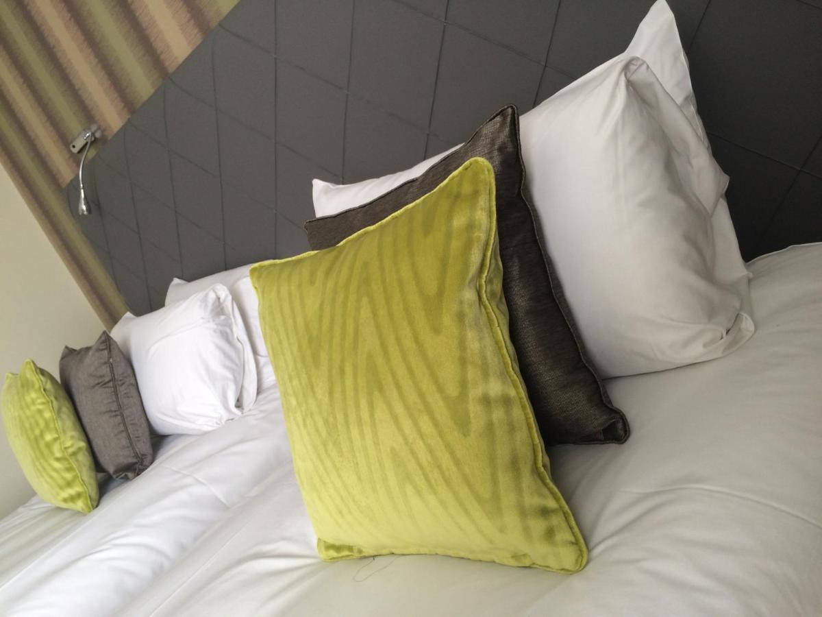 Magnolia Park Hotel, Golf & Country Club Boarstall 部屋 写真